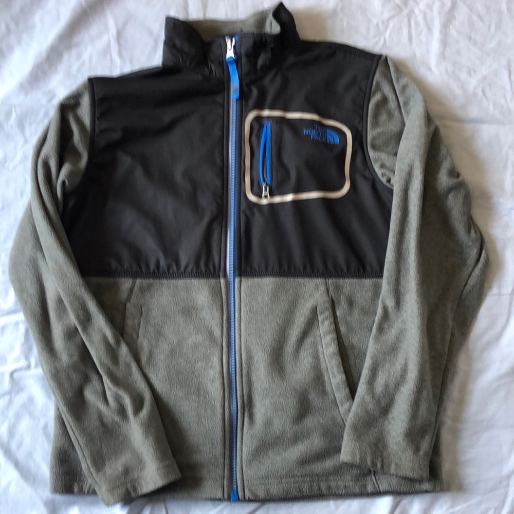 The North Face youth fleece jacket.
